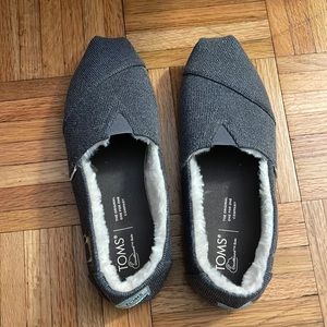 Gray TOMS